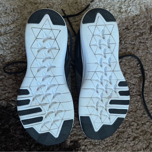 Nike Women's Flex Trainer 9 Sneaker Sz 6.5 In Black/White - Picture 10 of 11